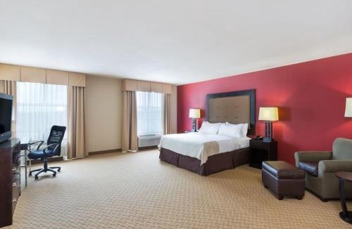 Temple Hotel | Holiday Inn Temple - Belton by IHG
