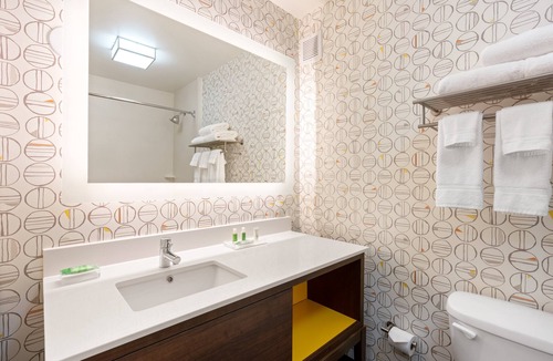 Buena Hotel | Holiday Inn Yakima by IHG