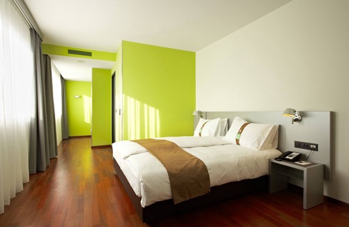 Oerlikon Hotel | Holiday Inn Zurich - Messe by IHG