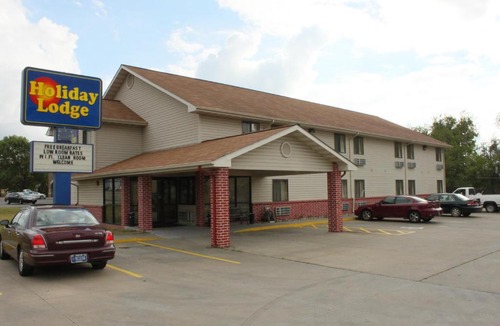 Pittsburg Hotel | Holiday Lodge