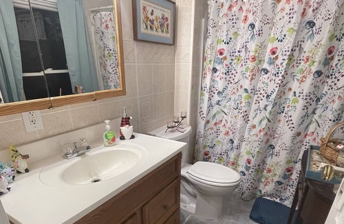 South Willington Apartment | Holiday lodging by Uconn - pet friendly
