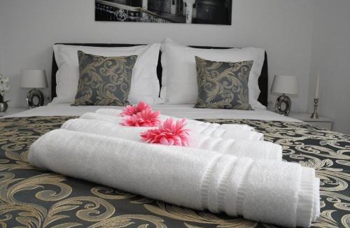 Okrug Gornji Villa | Holiday Luxury Resort Sundance