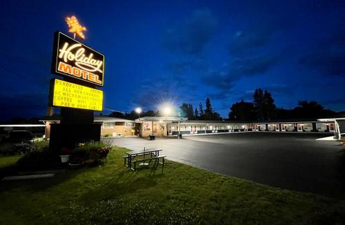 Sault Ste. Marie Hotel | Holiday Motel