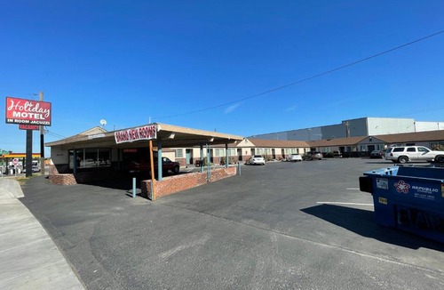 Sunderland Hotel | Holiday Motel