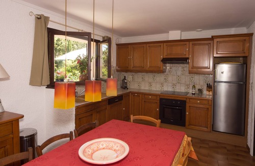 Prades-sur-Vernazobre Villa | Holiday paradise with safe, heated swimming pool (April-Nov.) Panoramic views!