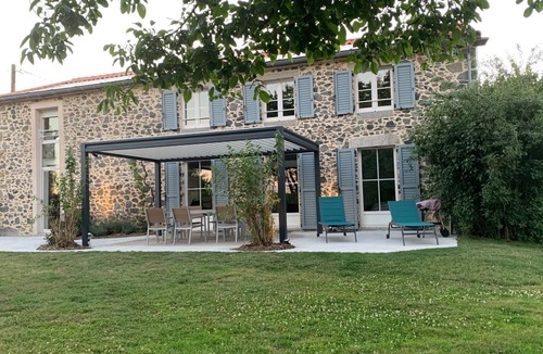 Chanteloup Cottage | Holiday rental 8 to 9 people 4 bedrooms near Bressuire and Puy du Fou
