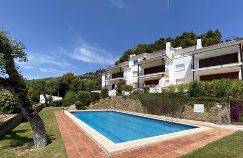 Aiguablava Apartment | Holiday rental apartment with swimming pool in Begur, Aiguablava