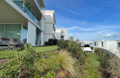 Caldes de Malavella Villa | Holiday Rentals at Camiral, a Quinta do Lago Resort