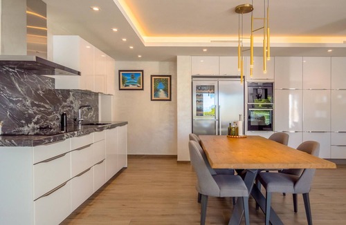 Aiguablava House | Holiday Rental semi-detached house with private pool in Begur, Sa Tuna