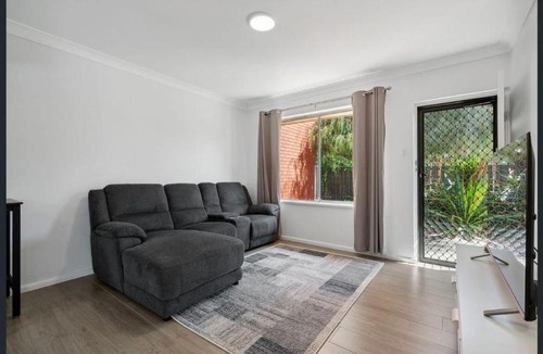 Mitchell Park House | Holiday Rentals