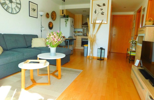 Santa Margarida Apartment | Holiday rentals modern apartment with parking and pool in Roses