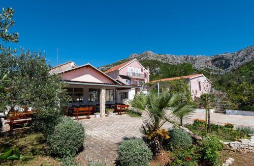 Kuciste House | Holiday Resort Balota
