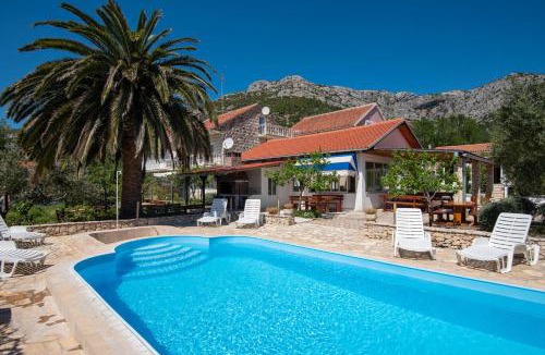 Kuciste House | Holiday Resort Balota