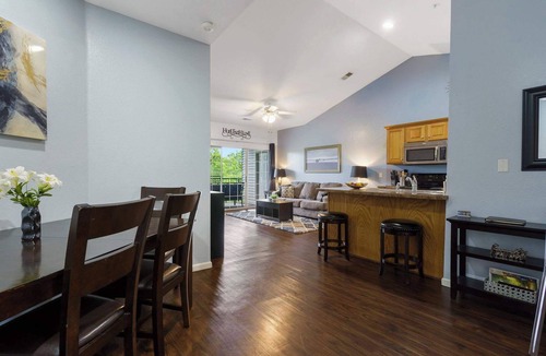 Branson Condo | Holiday Ridge Retreat 10 Holiday Hills Branson Golf Resort Outdoor pools