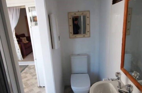 Royal Tunbridge Wells Apartment | Holiday Studio Flat/BnB