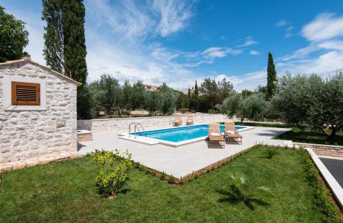 Loviste Villa | Holiday Villa Mirce - Lovište