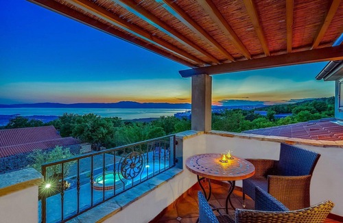 Smrika House | Holiday villa with view of the water