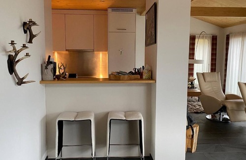 Cumbel Ski Chalet | Holidayhouse Lumnezia Lux