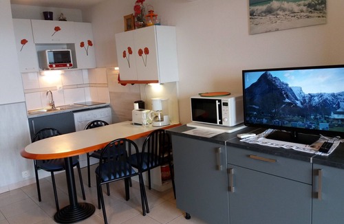 Banyuls-sur-Mer Apartment | HOLIDAYS FACING THE SEA - GIL N ° 11 - CRIQUE VIEW - AIR CONDITIONING