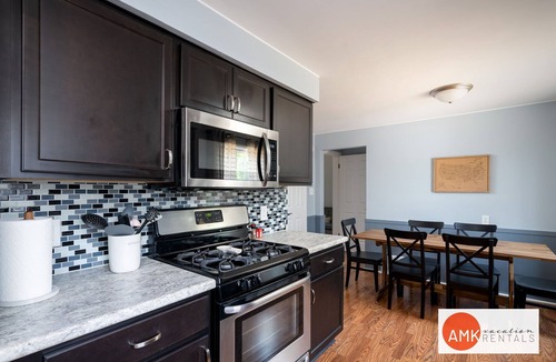 Holland House | Holland Hideaway Summ