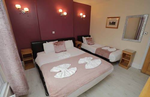 Holland Park Hotel | Holland Inn Hotel