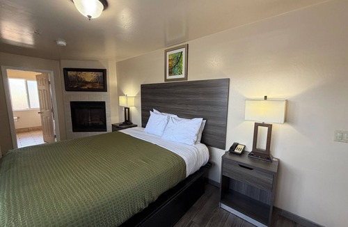 Morro Bay Hotel | Holland Inn & Suites