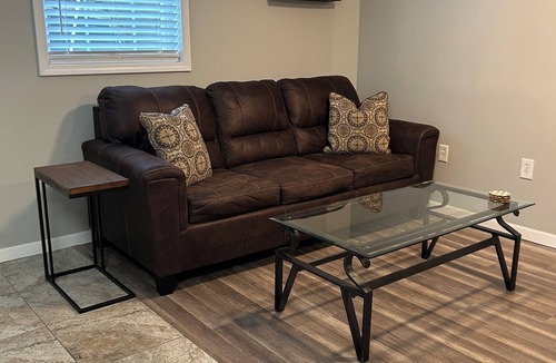 Vicksburg Apartment | Holley Rentals 1 bedroom sleeps 4