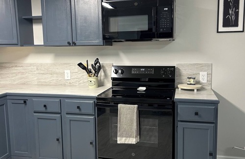 Vicksburg Apartment | Holley Rentals NEW 2 bedroom apartment