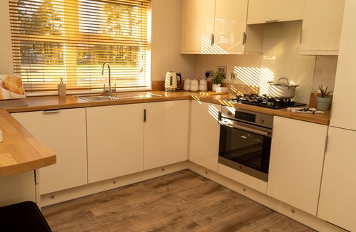 Ryther Apartment | Hollicarrs - Cherry Blossom Lodge