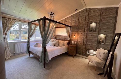 Ryther Cabin | Hollicarrs - Kingfisher Lodge