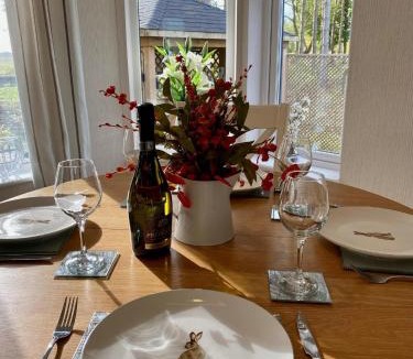 Ryther Cabin | Hollicarrs - Pinewood Lodge