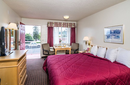 Hollister Hotel | Hollister Inn