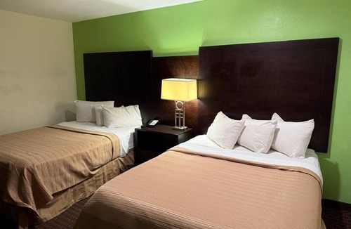 Hollister Hotel | Hollister Inn