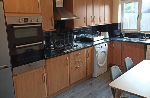 Hamilton House | Hollowtree Road