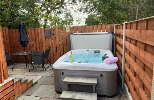 York House | Holly Cabin with Hot Tub