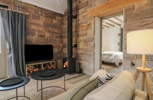 Crich House | Holly Cottage - Fold Yards