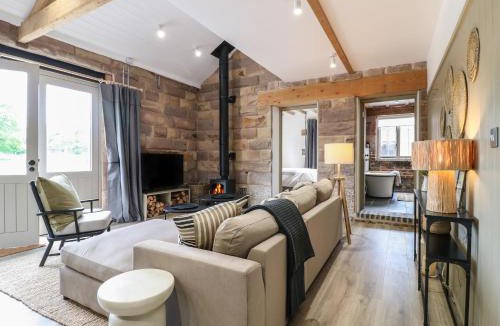 Crich House | Holly Cottage - Fold Yards