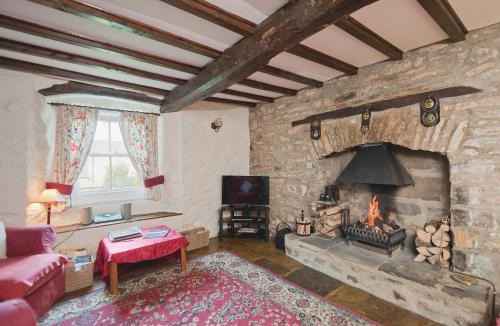 Bellerby House | Holly Cottage