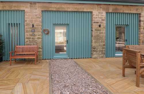 Hoylandswaine Cottage | Holly Cottage