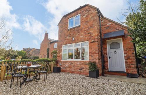 Clifford Chambers House | Holly Cottage