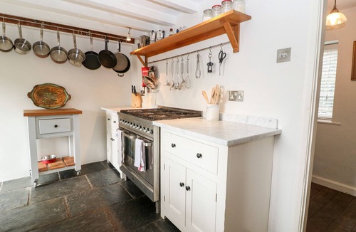 Minster Lovell House | Holly Cottage