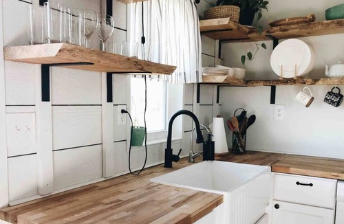 Rosston House | Holly-Day Tiny House