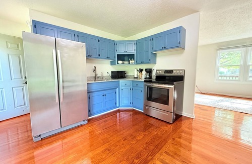 Topeka House | Holly House - Close to Interstate, Discovery Cent