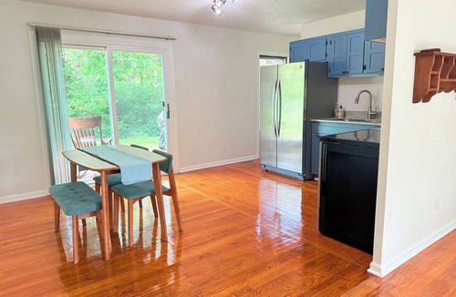 Topeka House | Holly House - Close to Interstate, Discovery Cent