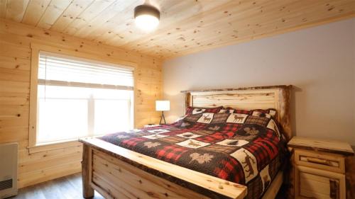 Thornton House | Holly Lane 11, Thornton