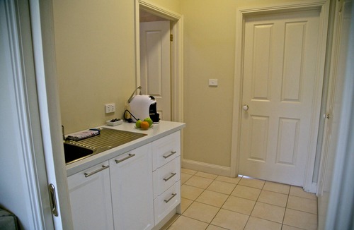 Yarra Glen Bed & Breakfast | Holly Lane Mews