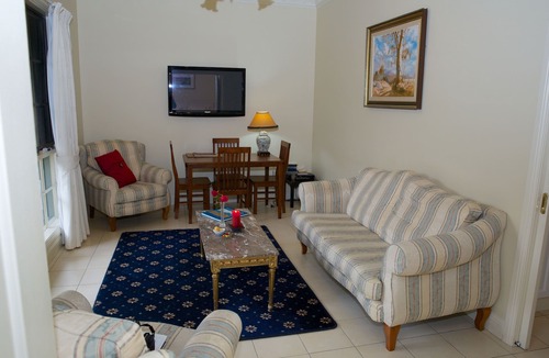 Yarra Glen Bed & Breakfast | Holly Lane Mews