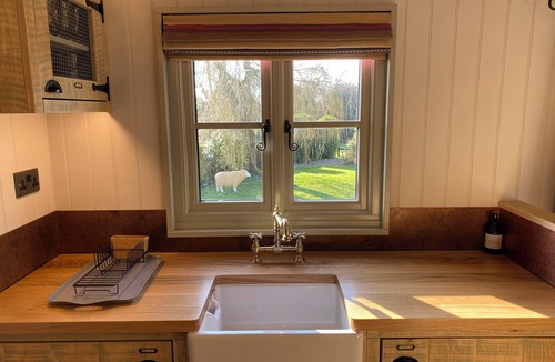 Thursford Bed & Breakfast | Holly Lodge Boutique B&B