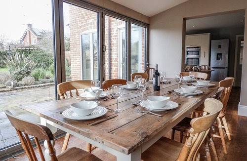 Aldeburgh Cottage | Holly Lodge