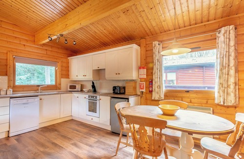 Kenwick Cottage | Holly Lodge - UK37185